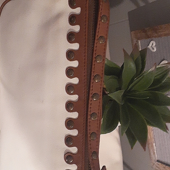 ISABELLA FIORE SMALL WRISTLET VINTAGE - Picture 7 of 9